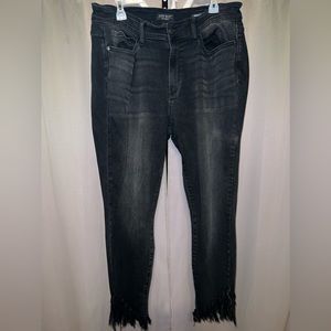 Judy Blue black fray skinny jeans